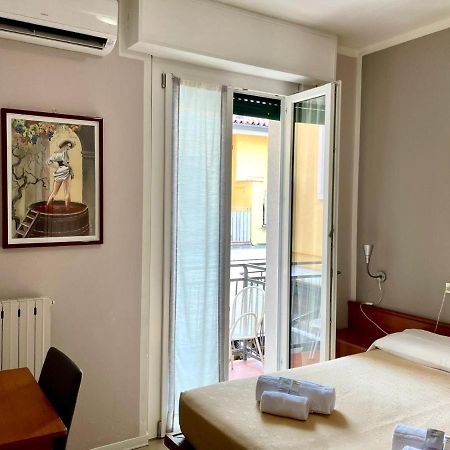 Albergo Tecla Lazise Luaran gambar
